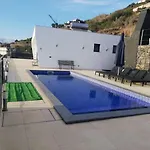 Majestic Seaview *