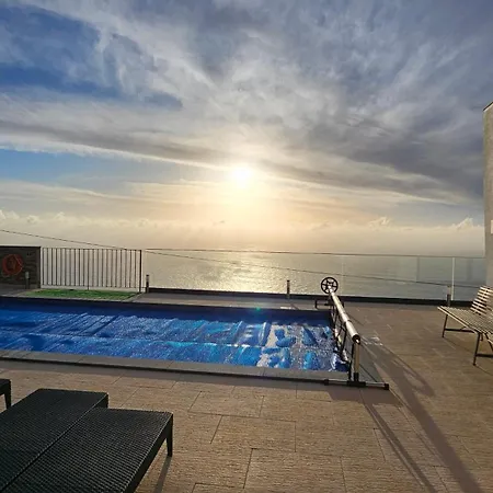 Majestic Seaview * Fajã da Ovelha