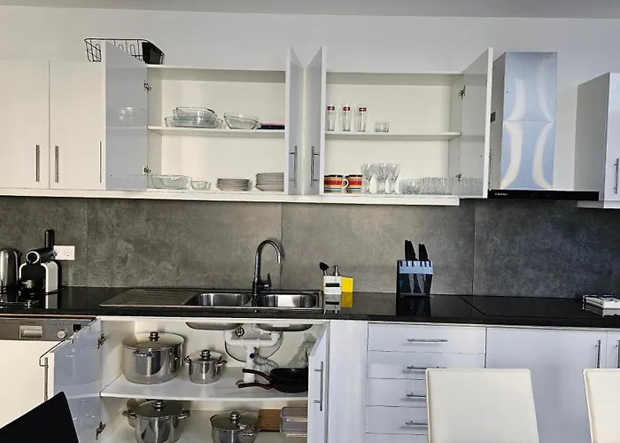 Majestic Seaview Villa Fajã da Ovelha