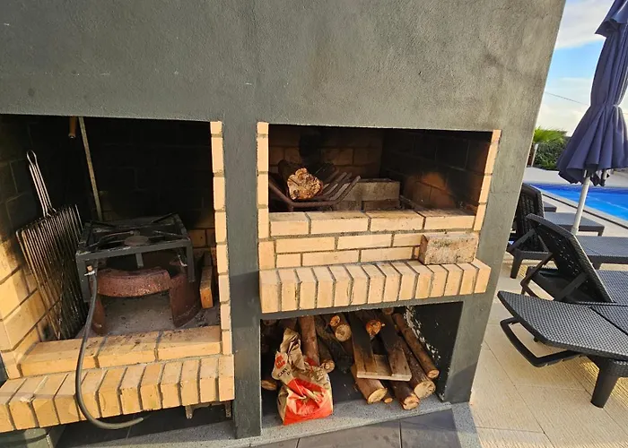 Majestic Seaview Villa *